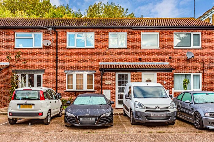 3 Bedroom Terraced House To Rent In Corfield Street, London, E2