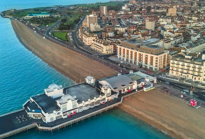 1 Bedroom Flat For Sale In South Parade, Southsea, PO4