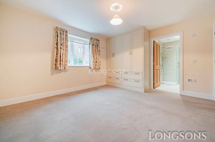 3 Bedroom Detached Bungalow For Sale In Saffron Close, Watton, IP25