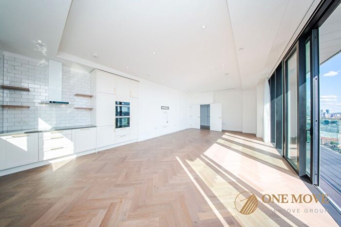3 Bedroom Flat To Rent In Gauging Square, London Dock, E1W