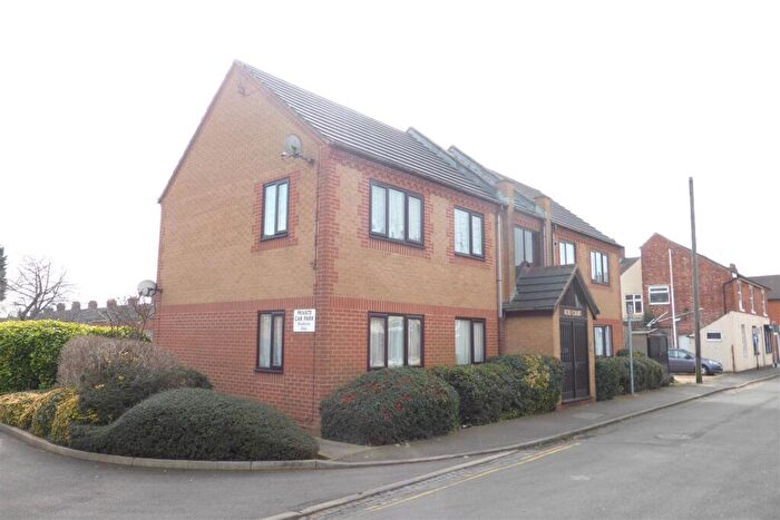 1 Bedroom Flat To Rent In Acre Court, Kettering, Northants, NN16