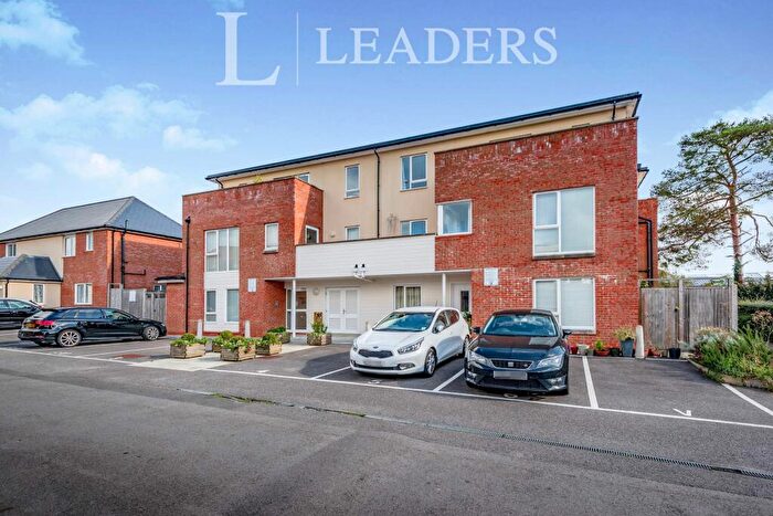 1 Bedroom Apartment To Rent In Queens Parade, Horsham, RH13