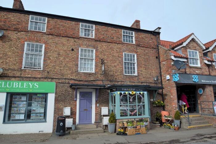 1 Bedroom Flat To Rent In , A The Square, Stamford Bridge, YO41