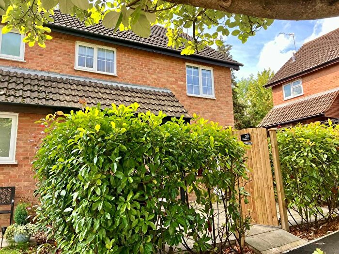 1 Bedroom Terraced House To Rent In Larkswood Rise, St. Albans, Hertfordshire, AL4