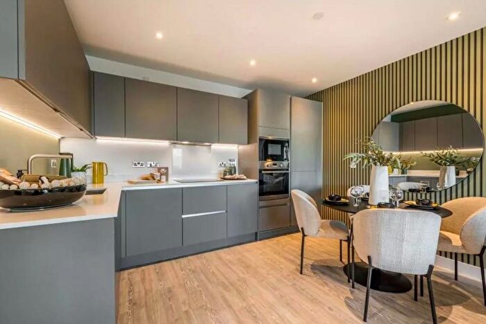 1 Bedroom Flat For Sale In Plot Clarendon Court, Leeds, LS2