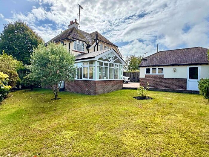 4 Bedroom Detached House For Sale In Withyham Road, Cooden, Bexhill-On-Sea, TN39