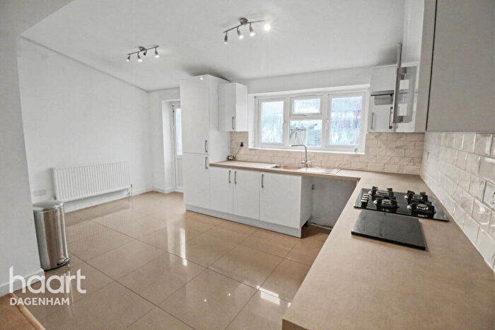 3 Bedroom Terraced House To Rent In Cotesmore Gardens, Dagenham, RM8