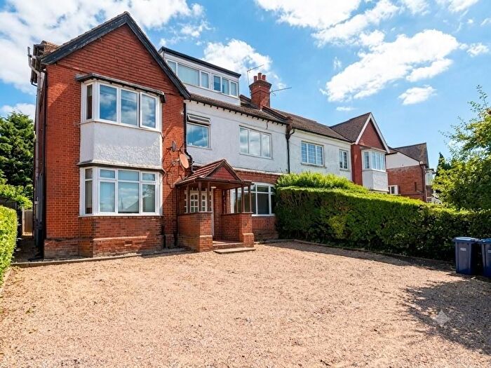 Studio To Rent In Hale Lane, Mill Hill, NW7
