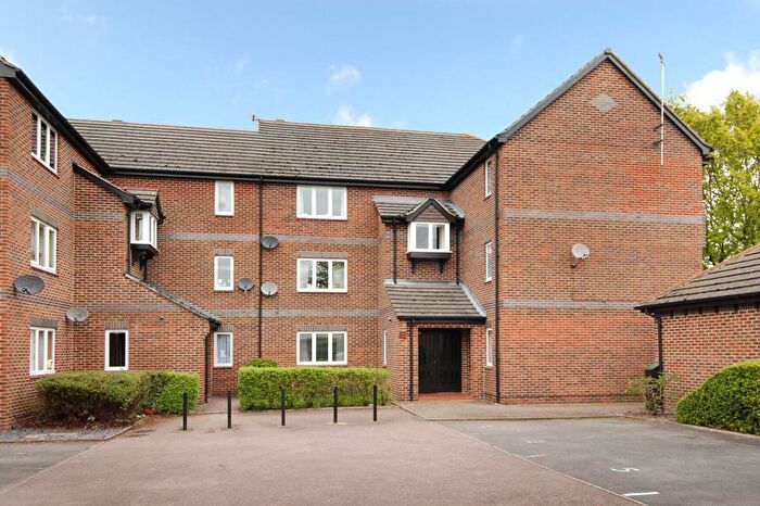 2 Bedroom Apartment To Rent In Didcot, Oxfordshire, OX11