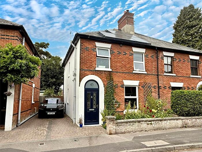 2 Bedroom Semi-Detached House For Sale In Hightown Road, Ringwood, Hampshire, BH24