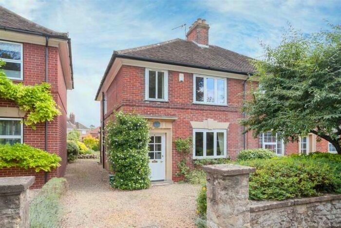 3 Bedroom Semi-Detached House To Rent In Gipsy Lane, Headington, OX3