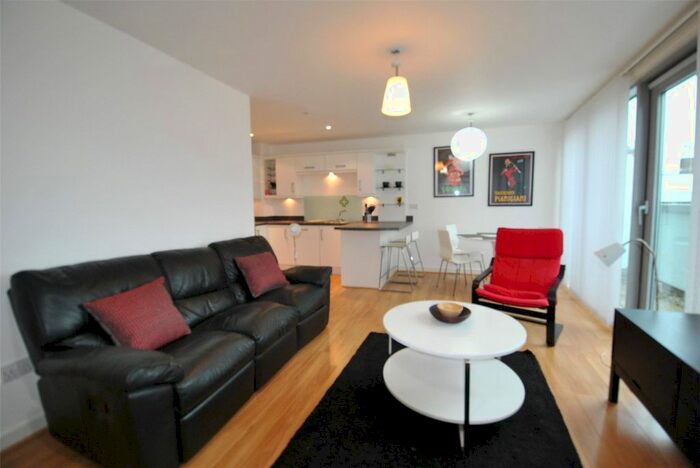 1 Bedroom Flat To Rent In George Street, City Center, Glasgow, G1