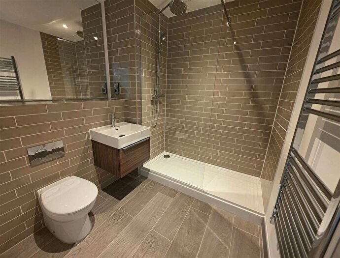 1 Bedroom Flat To Rent In Castleward Boulevard, Derby, DE1