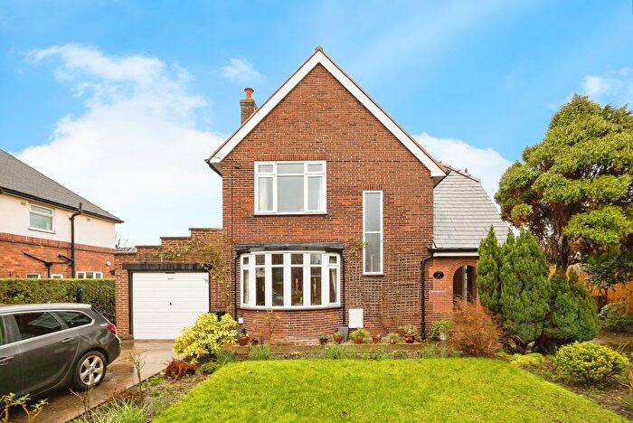 3 Bedroom Detached House For Sale In Wood Street, Sandycroft, Deeside, Flintshire, CH5