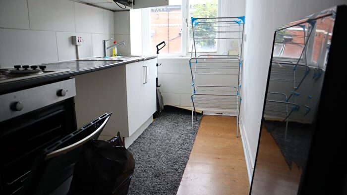1 Bedroom Flat To Rent In St. James Road, Leicester, LE2