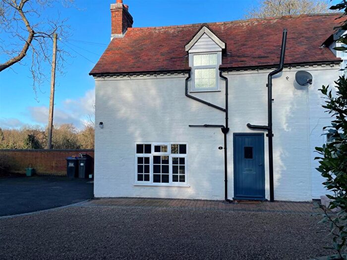 1 Bedroom Cottage To Rent In Wharf Lane, Lapworth, Solihull, B94