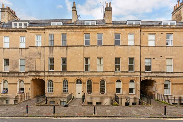 2 Bedroom Maisonette To Rent In Henrietta Street Bath, BA2
