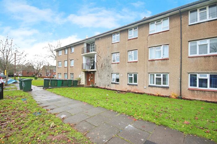 2 Bedroom Apartment For Sale In Lion Fields Avenue, Coventry, CV5