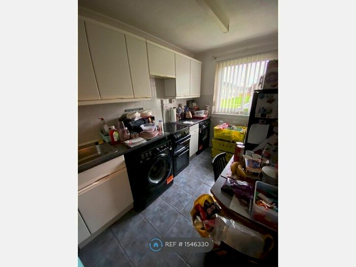 2 Bedroom Flat To Rent In Strathmore Street, Broughty Ferry, Dundee, DD5