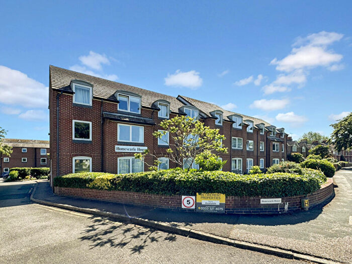 1 Bedroom Apartment For Sale In Goring Road, Goring-by-sea, BN12
