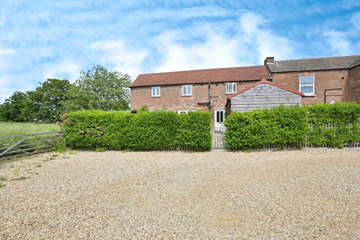 3 Bedroom Barn Conversion For Sale In Peterborough Road, Crowland, Peterborough, PE6