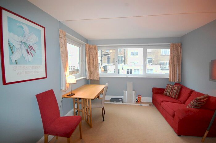 1 Bedroom Flat To Rent In Gloucester Terrace, London W2