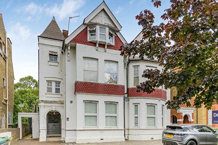 2 Bedroom Flat To Rent In Madeley Road, Ealing, W5