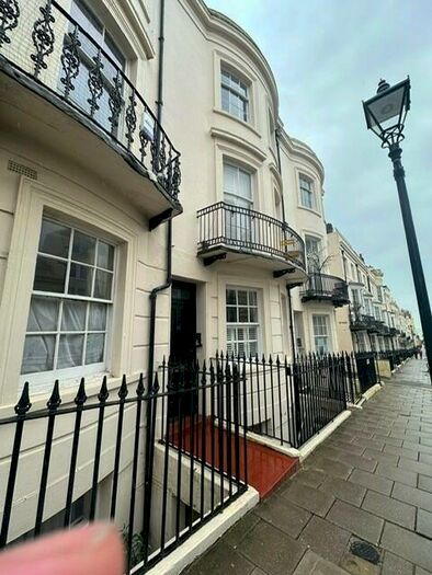 1 Bedroom Flat To Rent In Waterloo Street, Hove, BN3