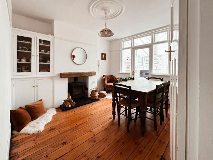 3 Bedroom Semi Detached House To Rent In Old Rectory Road, Farlington, Portsmouth, PO6