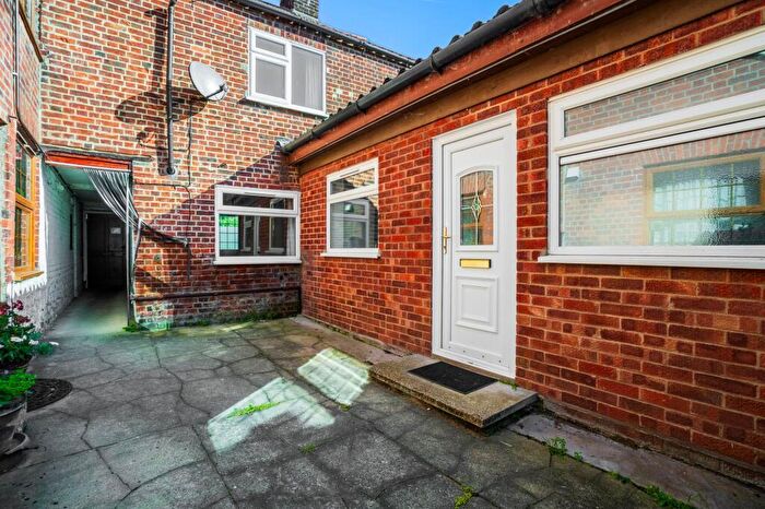 2 Bedroom Terraced House To Rent In Wroxham Road, Coltishall, NR12