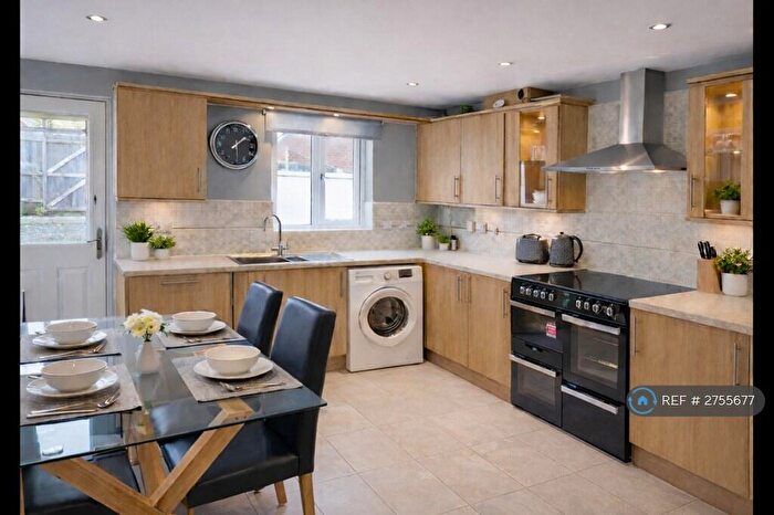 4 Bedroom Semi Detached House To Rent In Beatrix Place, Horfield, Bristol, BS7