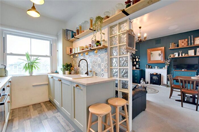 1 Bedroom Apartment For Sale In Shooters Hill Road, Blackheath, London, SE3