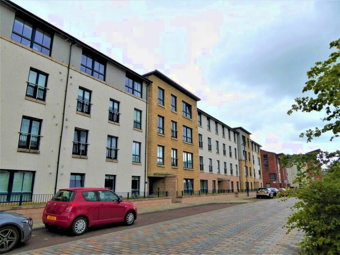 2 Bedroom Flat To Rent In Flat -, Oatlands Square, Glasgow, G5