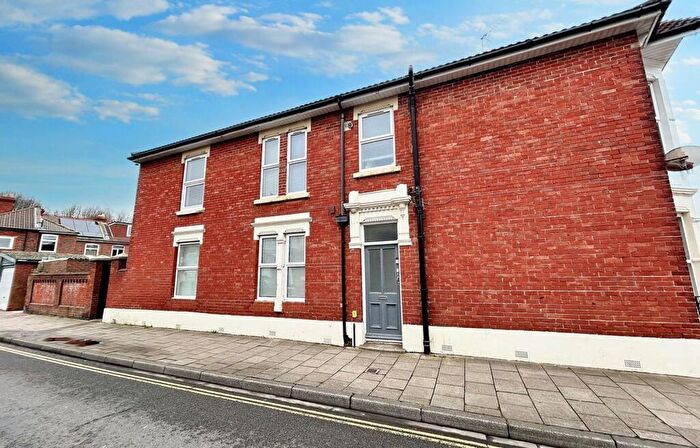 2 Bedroom Flat To Rent In Wimborne Road, Southsea, PO4