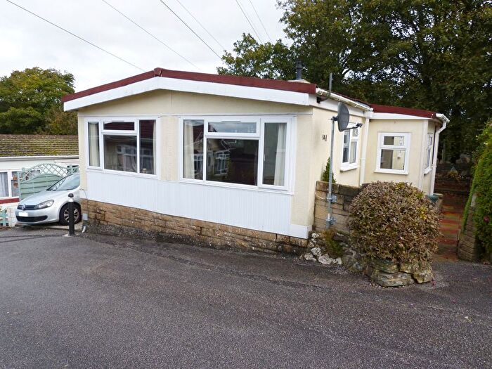 2 Bedroom Mobile/park Home For Sale In Valley View, Bodmin, PL31