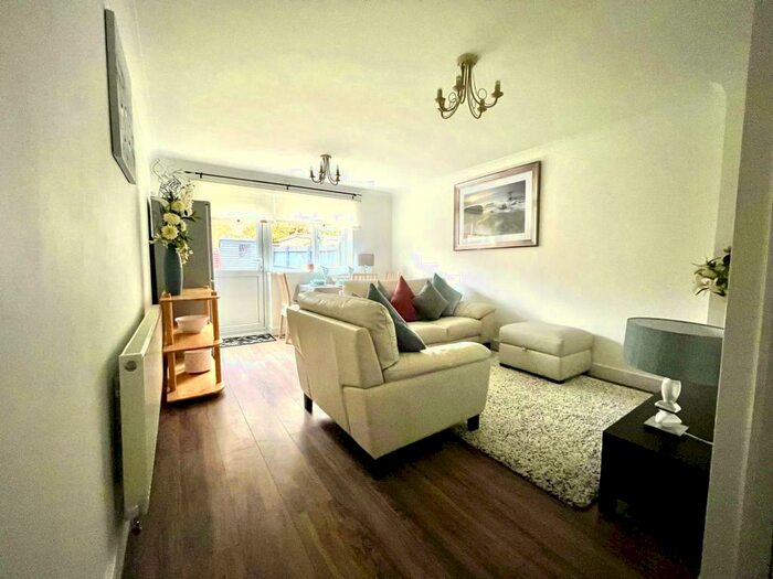 2 Bedroom Terraced House To Rent In Washfield, Furzton, Milton Keynes, MK4