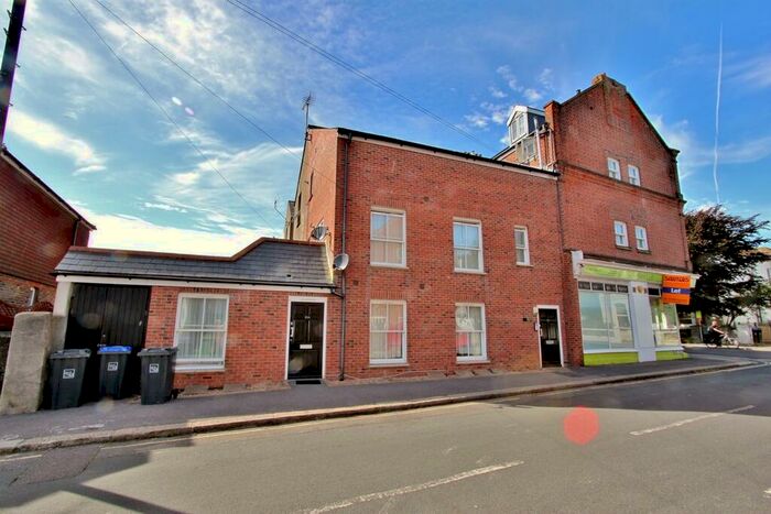 1 Bedroom Flat To Rent In Heene Place, Worthing, BN11