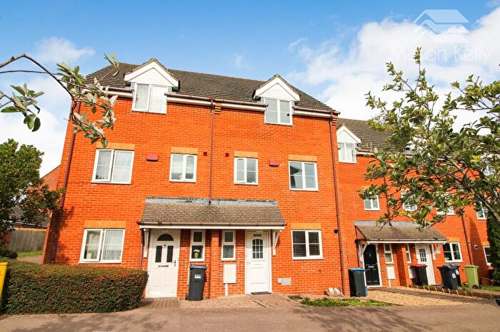 5 Bedroom Terraced House For Sale In Portishead Drive, Tattenhoe, Milton Keynes, Buckinghamshire, MK4