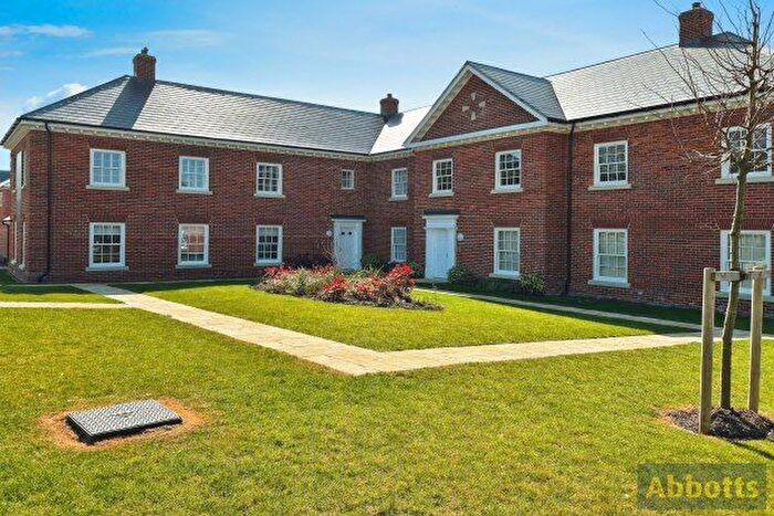 2 Bedroom Flat To Rent In Onehouse Way, Stowmarket, IP14