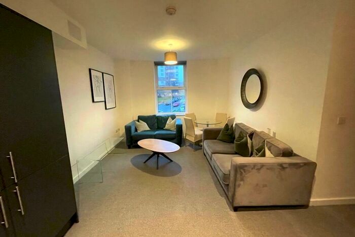 2 Bedroom Flat To Rent In Albert Terrace Road, Sheffield, S6