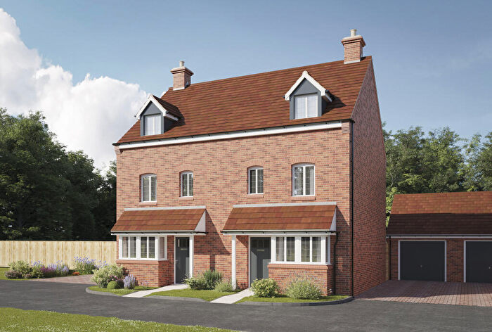 4 Bedroom Semi Detached House For Sale In Hunnington, Worcestershire, B62