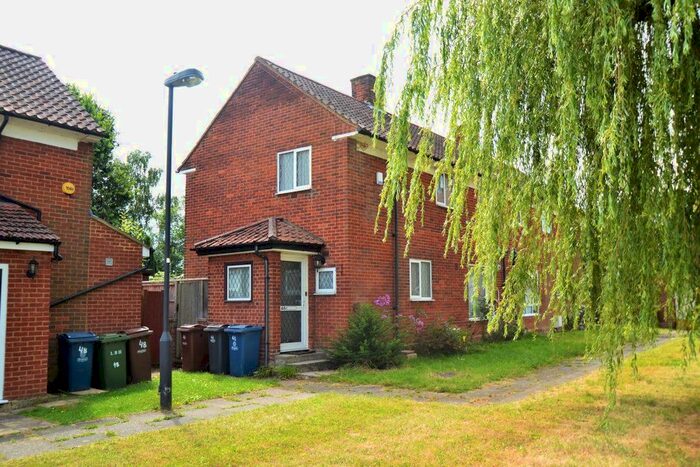 3 Bedroom Property To Rent In Westbere Drive, Stanmore, HA7