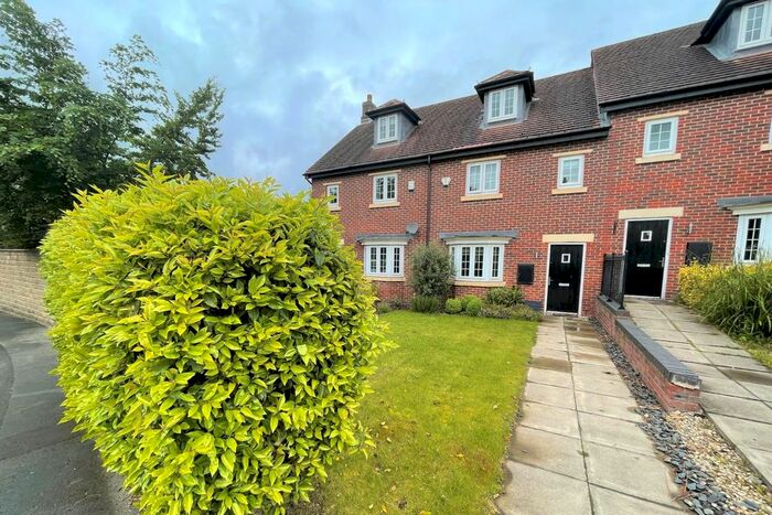 3 Bedroom Terraced House To Rent In Brandon Close, Leeds, West Yorkshire, LS17