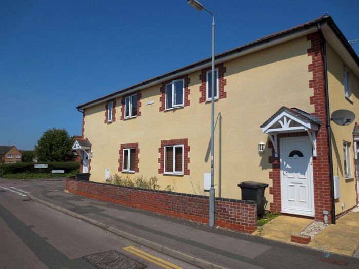 1 Bedroom Flat To Rent In May Close, Swindon, SN2