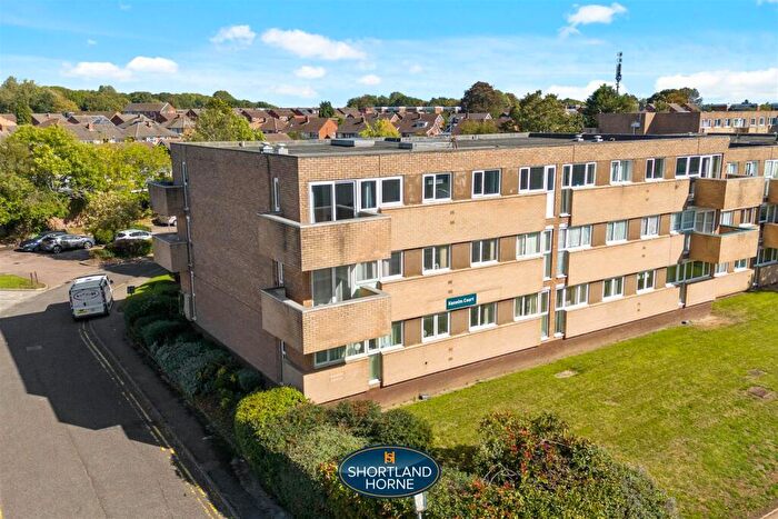 2 Bedroom Apartment For Sale In Kenelm Court, London Road, Coventry, CV3