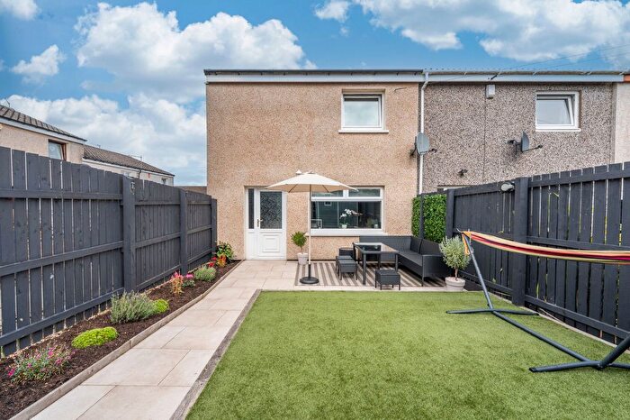 2 Bedroom End Of Terrace House For Sale In Redcraigs, Kirkcaldy, KY2