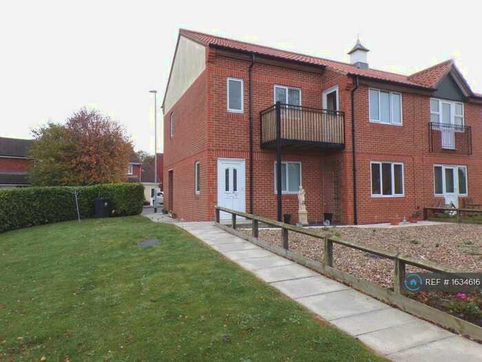 2 Bedroom Flat To Rent In Alverton Drive, Faverdale, Darlington, DL3