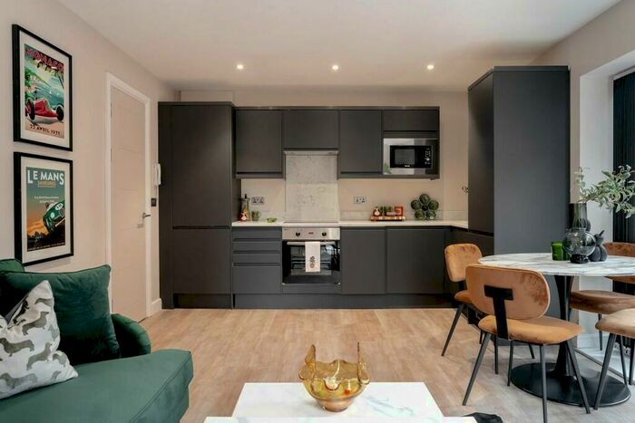 2 Bedroom Penthouse To Rent In Park Cross Street, Leeds, West Yorkshire, LS1