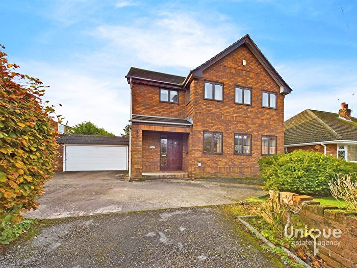 3 Bedroom Detached House For Sale In Heyhouses Lane, Lytham St. Annes, FY8