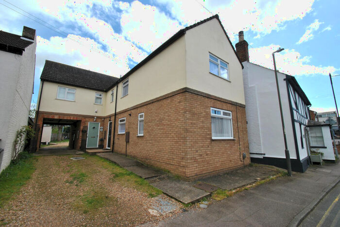 2 Bedroom End Of Terrace House To Rent In Rose Lane, Biggleswade, SG18